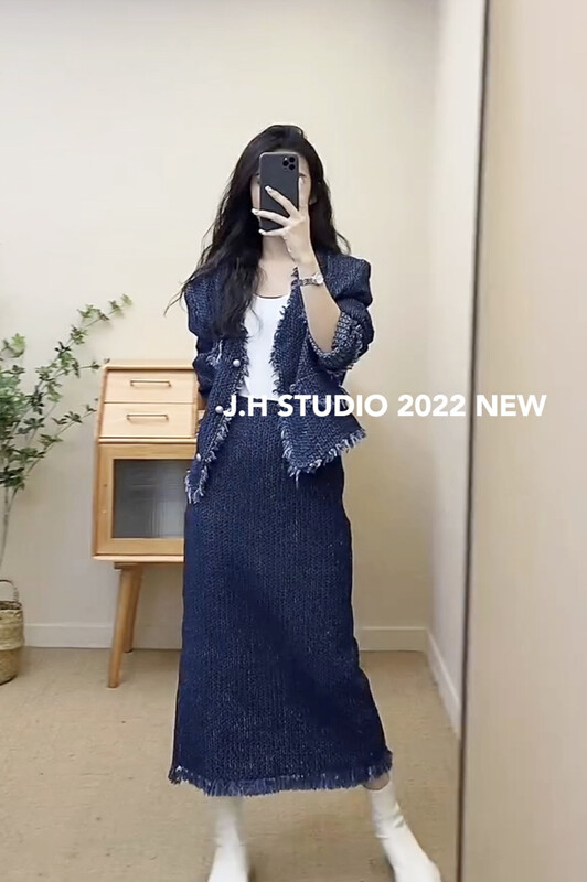 Autumn is new! [JH] Net red custom wash denim fringed jacket + denim skirt suit 42819# PCZ