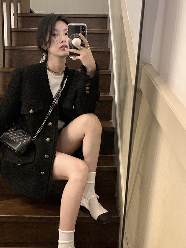 Autumn is new!【L.L STUDIO】Little Fragrant Classic Metal Buckle Raw Edge Short Jacket 78036# PCZ