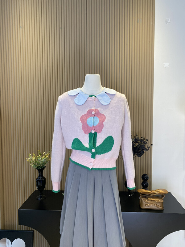[FEI MAO] College style design, soft and glutinous, chic cardigan knitted sweater jacket sweater Z-3102