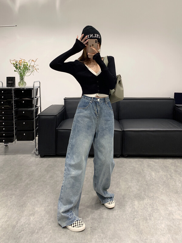 New in autumn!【VANESSA】Designed straight jeans with ripped hem 6869# OZQ