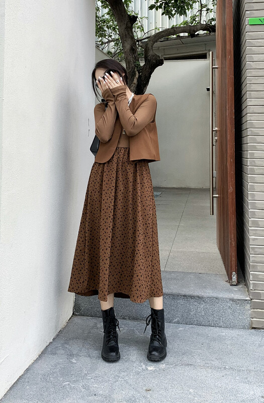 Autumn is new! [JH] Net red solid color vest + stitching hit color floral dress suit 42746# PCZ