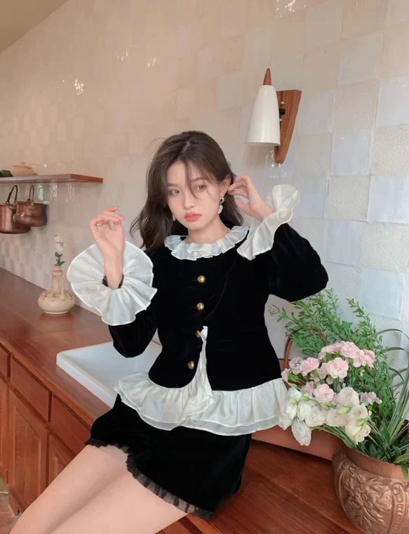 Autumn is new! [L.L STUDIO] Heavy Industry Colorblock Lace Shirt 77981# PCZ