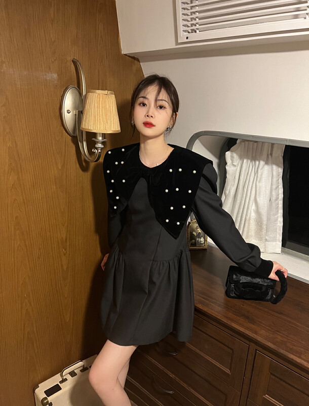 Original price 146.51! 【FEI MAO】Fashion Xiaoxiangfeng Heavy Industry Dress Z-8438