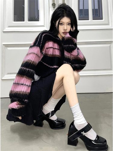 Autumn and winter lazy style knitted sweater one-shoulder pink sweater women's 2022 new short striped hot girl off-the-shoulder top