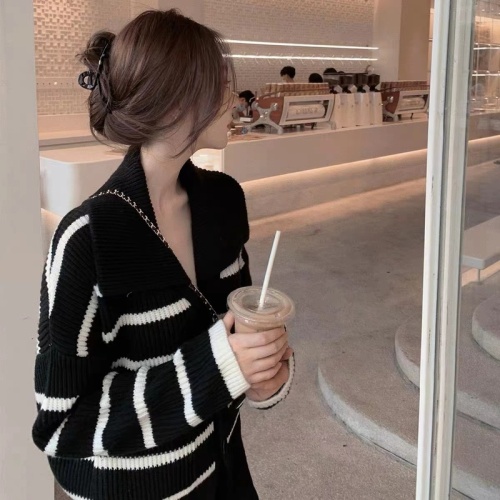 Gentle wind lazy sweater coat women's autumn and winter  new French loose outer wear lapel striped knitted cardigan