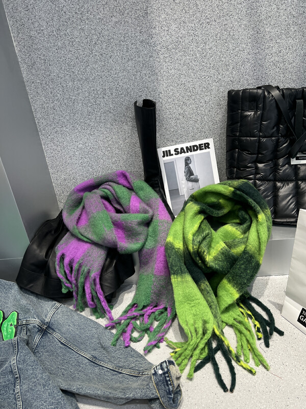 [BOBO1972] The temperament is white, and the scarf is a versatile check scarf (only scarves are sold, not matching) 220815 # CQW