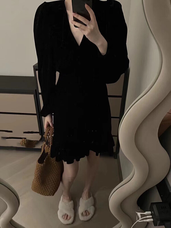 Autumn is new!【RS】French velvet puff sleeve V-neck waist dress RS2935# FHX