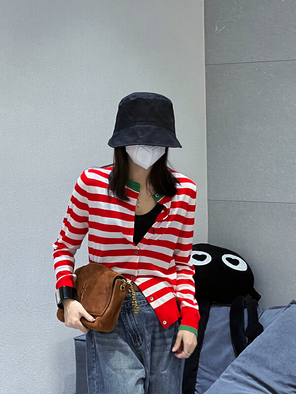 【BOBO1972】Skinny all-match striped cardigan top knitted sweater only sells top BZ221335