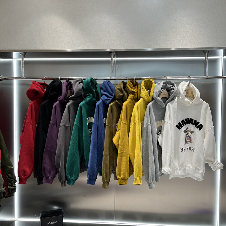 【BOBO1972 】Fleece cartoon all-match sweater sweater can be worn by men and women 229539