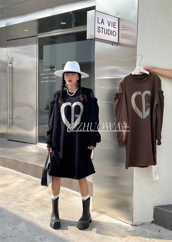 New in autumn! [Strictly selected by buyers - Zhuowa] Off-the-shoulder design love ins loose dress YS1-5617# CL