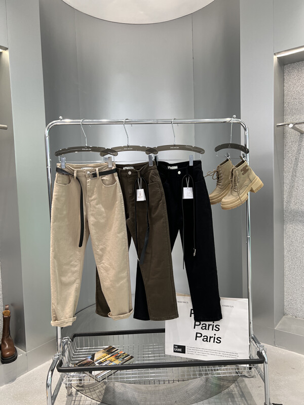 【BOBO1972 】Casual all-match commuter jeans (with belt) (pants only) CQL225610# CQW