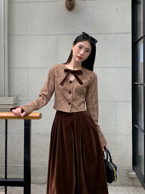 New in autumn! [NEW OPEN] French retro age-reducing bow plaid shirt GY80301# ZXX
