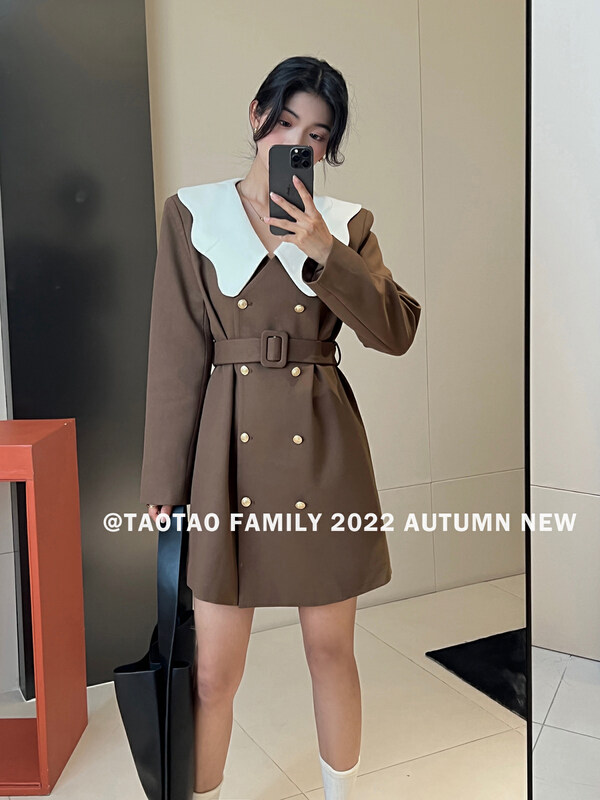 Autumn is new!【TAOTAO FAMILY】Doll Collar Double Breasted Simple Slim Dress (with Belt) 3893# LSL