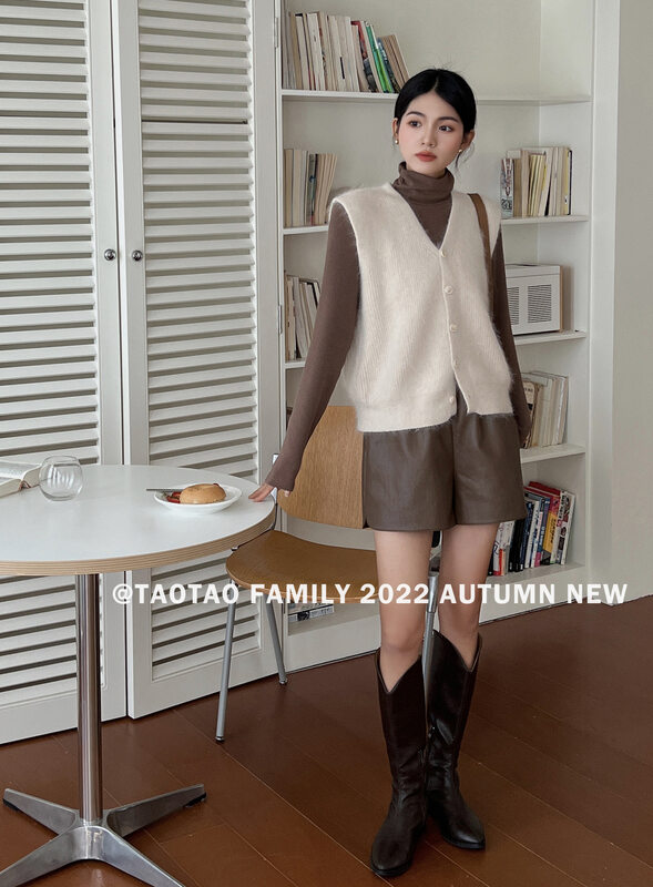 Autumn models are new! [TAOTAO FAMILY] Korean style comfortable and versatile V-neck vest (without base) 3869# LSL
