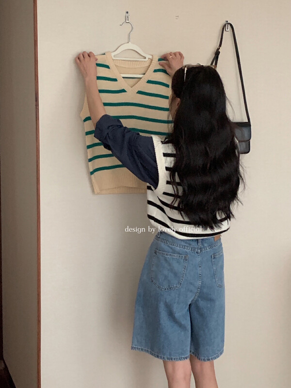 【LOVELY】Korean style all-match striped vest with folded vest M0680