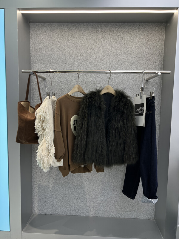 [BOBO1972] Temperament real raccoon fur coat cardigan fur only sells fur coat without matching 221633
