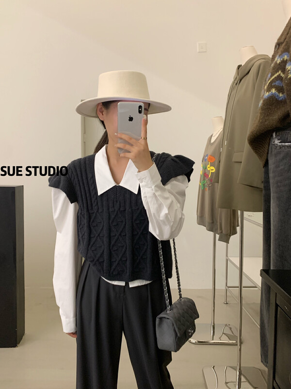 Autumn is new! [SUE STUDIO] Solid color twisted flying sleeves short vest (without inner) 9816# ZJY