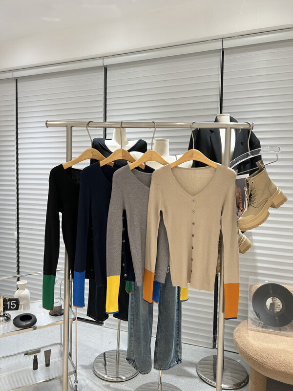 [BOBO1972] Temperament wool color matching bottoming shirt sweater high elastic 221559