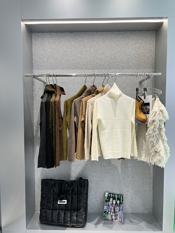 [BOBO1972] wool soft temperament turtleneck sweater bottoming shirt high elastic high quality only sell sweater 167-1