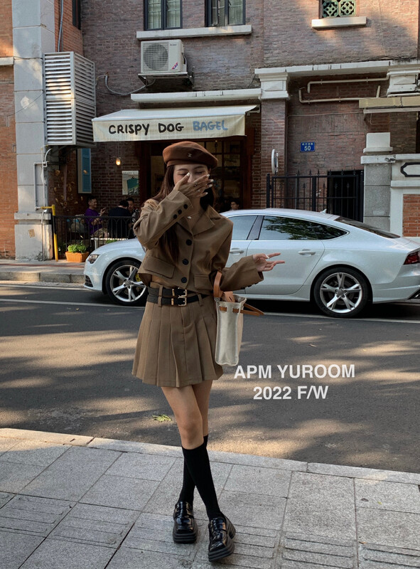 Autumn is new! [APM YUROOM] Korean fashion jacket + pleated slim skirt suit (with belt) 9160# LSL