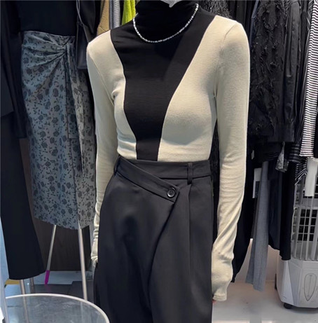 New in autumn! [Semi-plain] high-neck color matching versatile bottoming shirt G323# ZJY
