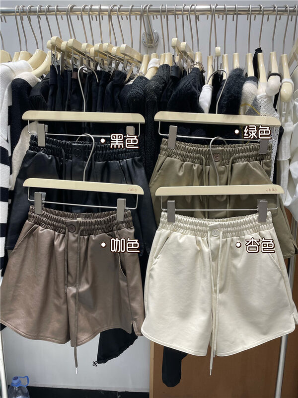 New in autumn! [JULIA] Elastic waist leather solid color casual shorts 679# PCZ