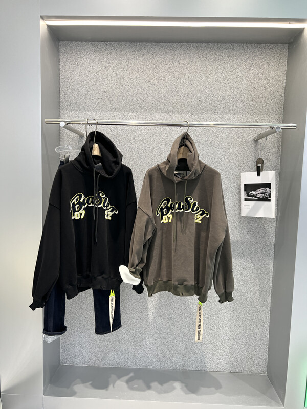 [BOBO1972] Loose letters plus velvet thick sweater sweater only sells sweater 225698