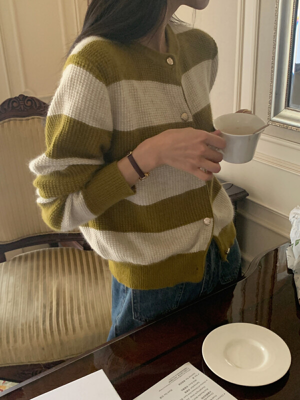 【LOVELY/SHMILY】Waffle biscuit waffle stripe contrast color raccoon sweater cardigan knitted cardigan M0666
