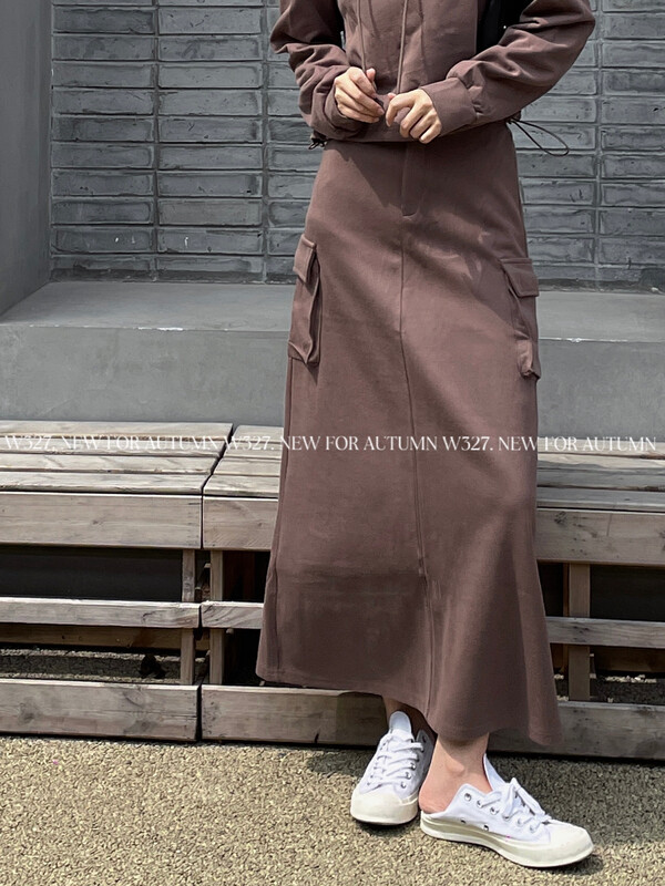 【W327.】Korean style tooling and other pocket back slit skirt (back waist elastic band design) 57173-1# CQW