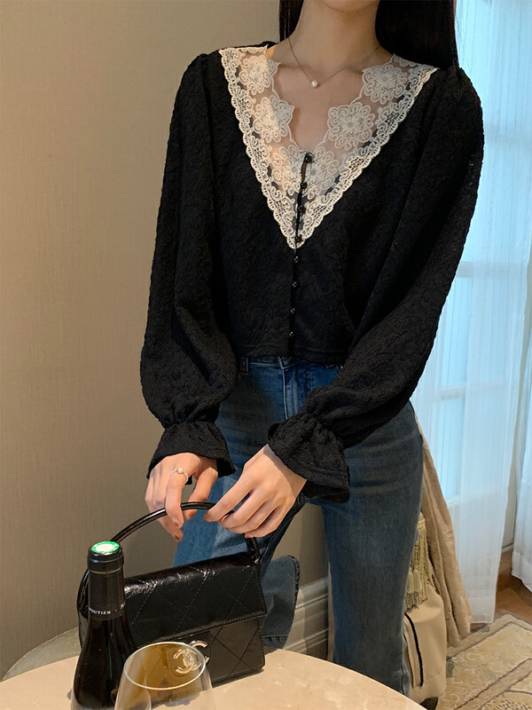 Autumn is new!【NEW OPEN】French temperament lace edge v-neck shirt XY80388# ZXX