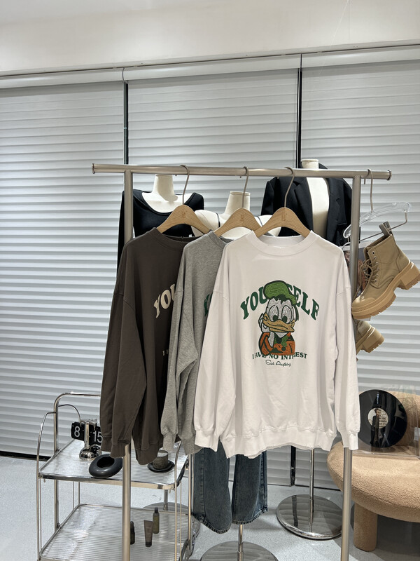【BOBO1972 】Loose and casual cartoon sweater sweater (only selling sweater) 228131# CQW