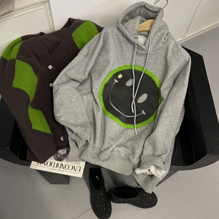 Original price 168.07! 【BOBO1972 】Fleece hooded smiley sweater 215629# CJJ