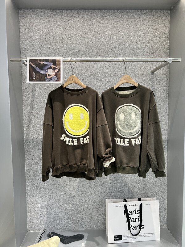 【BOBO1972】Fleece Smiley Sweater Loose Sweater Only Sell Sweater Without Matching 225050
