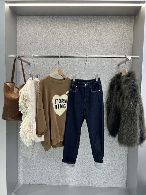 【BOBO1972】Fleece denim all-match jeans only sell jeans 215820