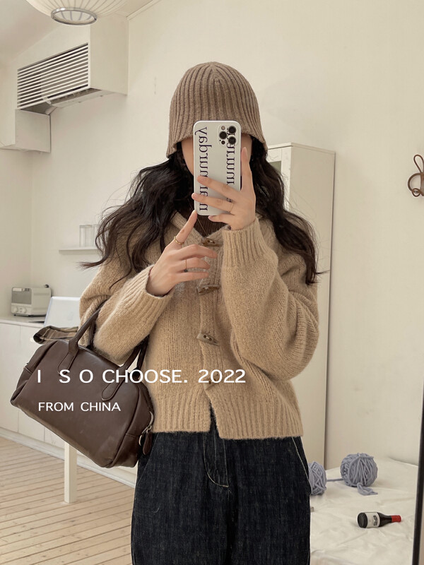 Autumn is new! [ISO Korean] horn buckle comfortable all-match warm sweater 5791# HJY