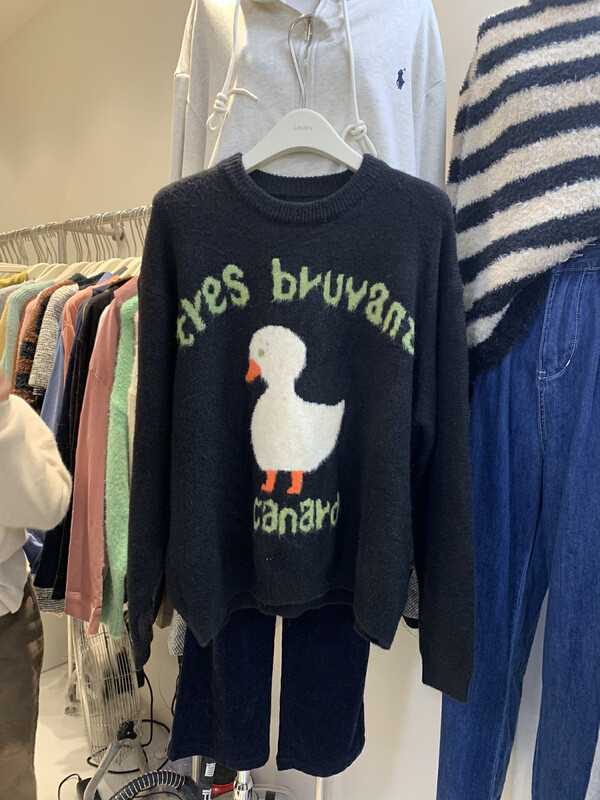 [LOVELY/SHMILY] Korean version slim and loose duck sweater sweater M0857