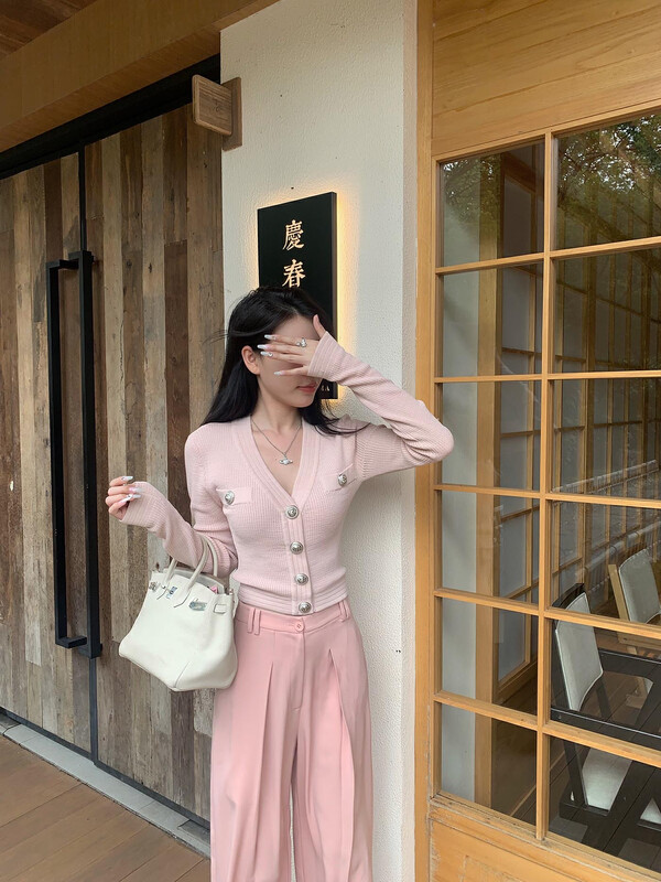 Original price 62.04! New in autumn! [Amanda] solid color slim fit metal buckle short knitted cardigan 5178# PCZ