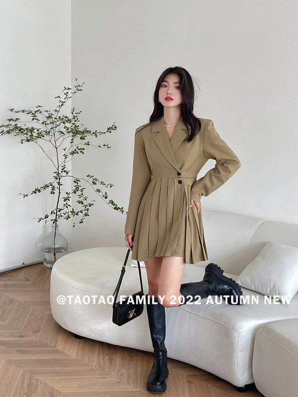 New in early autumn! [TAOTAO FAMILY] temperament commuter pleated suit dress 3725# LSL