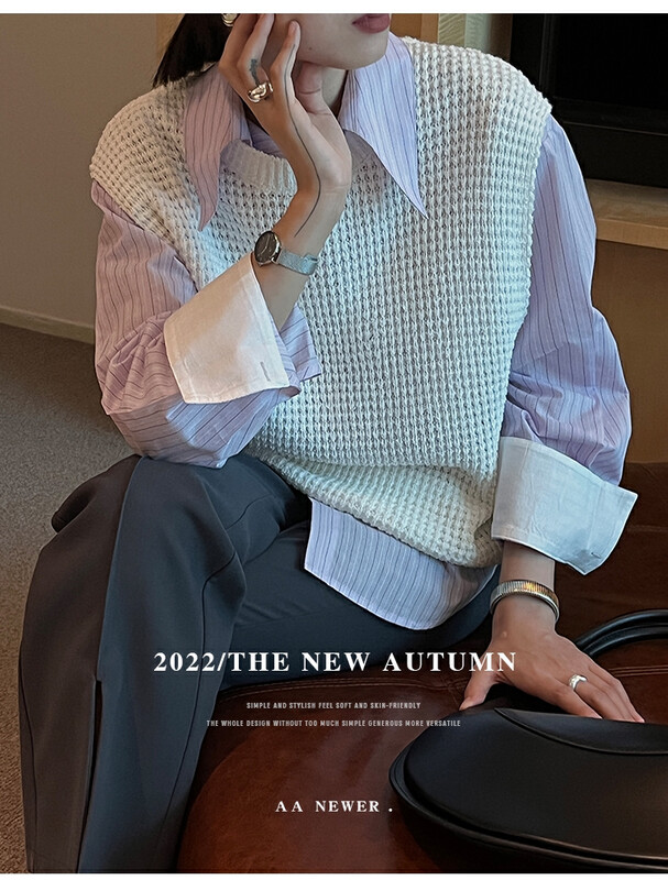 [THE MIND] Round neck solid color hollow casual all-match loose knitted vest 71327