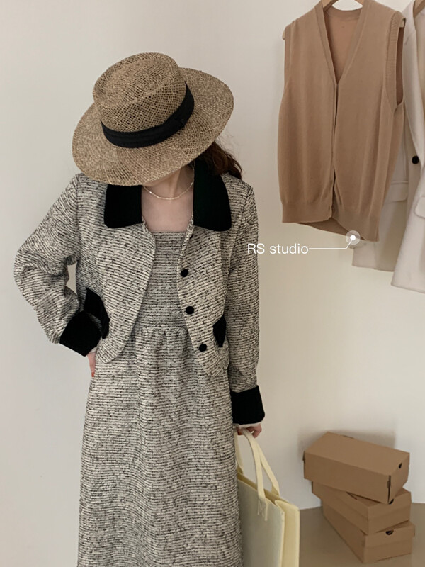 New in autumn! [RS] Xiaoxiang style fashion coat + high waist slim skirt suit LL0125# FHX
