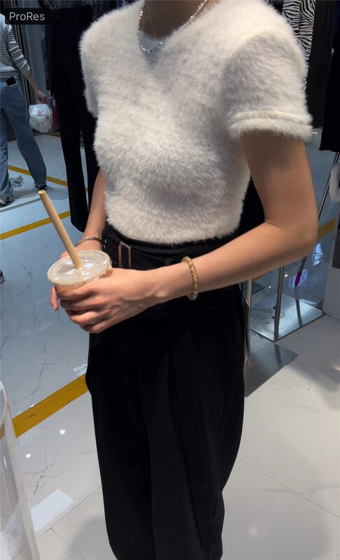Autumn is new! [Semi-plain] solid color round neck loose short-sleeved pullover sweater (only sells sweaters) G313# ZJY