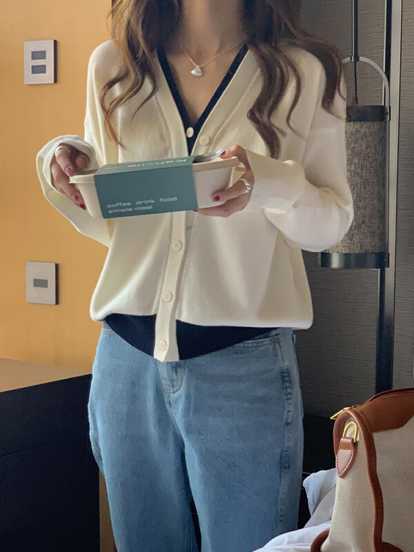 【LOVELY/SHMILY】V-neck fake two-piece double-breasted all-match knitted cardigan warm sweater M0075# FHX
