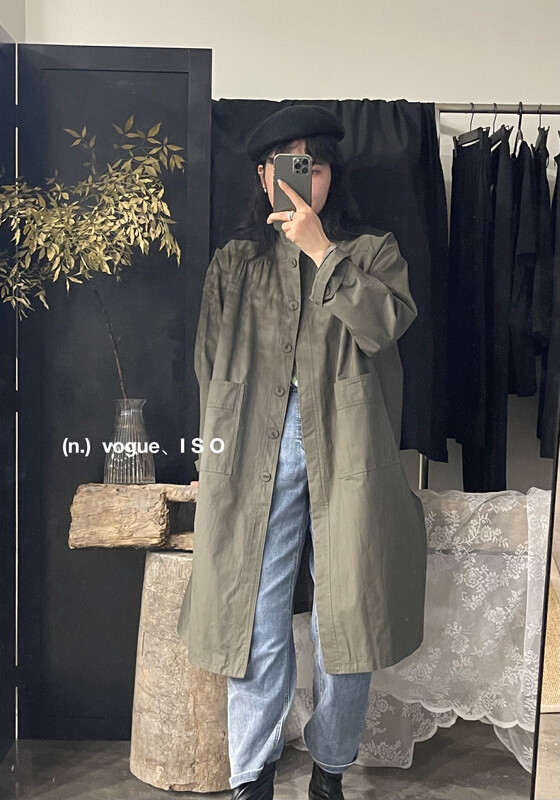 Autumn models are new! [ISO Korean] Korean literature and art color matching design loose windbreaker 66508# HJY
