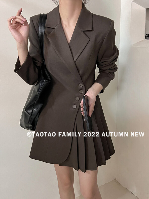 New in autumn!  【TAOTAO FAMILY】Fashionable commuter style A-line pleated suit dress 3890# LSL