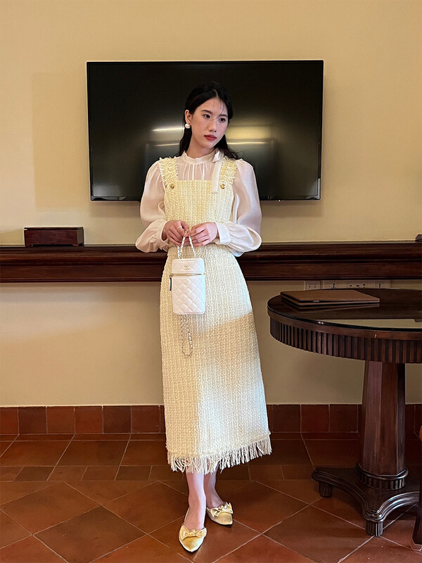 New in early autumn! [NEW OPEN] Xiaoxiang style sleeveless shoulder strap vest + slim fashion skirt suit GZ80111# ZXX