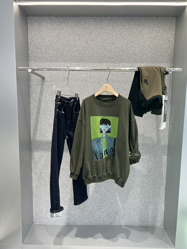 [BOBO1972] Loose high-quality casual sweater sweater only sells sweater without matching 225305