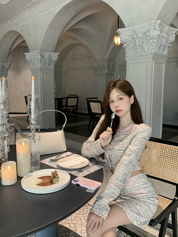 Autumn models are new! [Amanda] Xiaoxiangfeng ladies high-end coat + high waist slim skirt suit 9875# PCZ