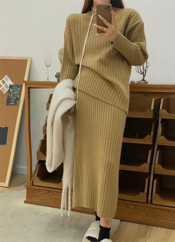 New in autumn! [Semi-plain] round neck solid color all-match sweater + temperament long skirt suit 8903# ZJY