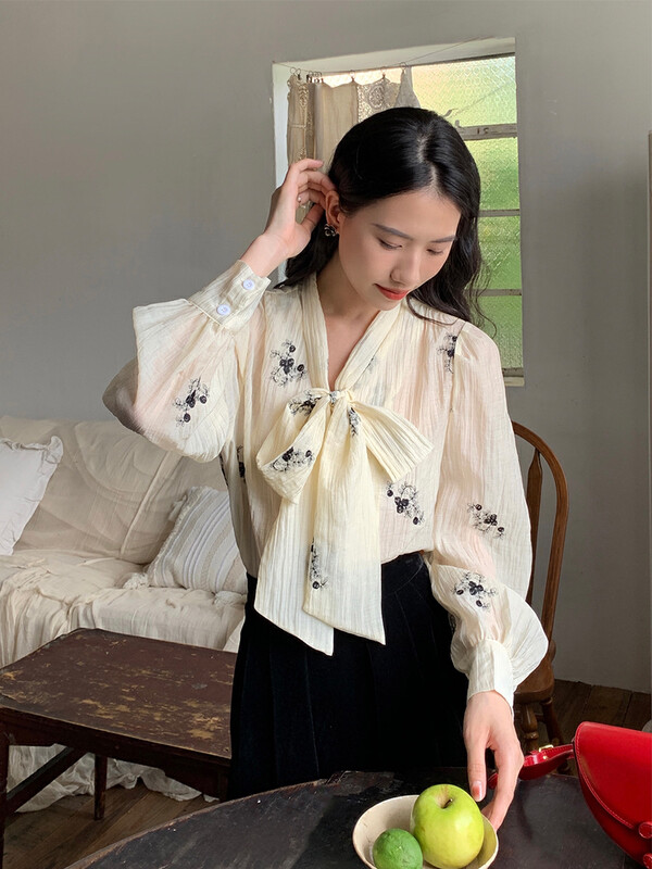 New in autumn! [NEW OPEN] lace-up small and micro transparent printed shirt GY80337# ZXX
