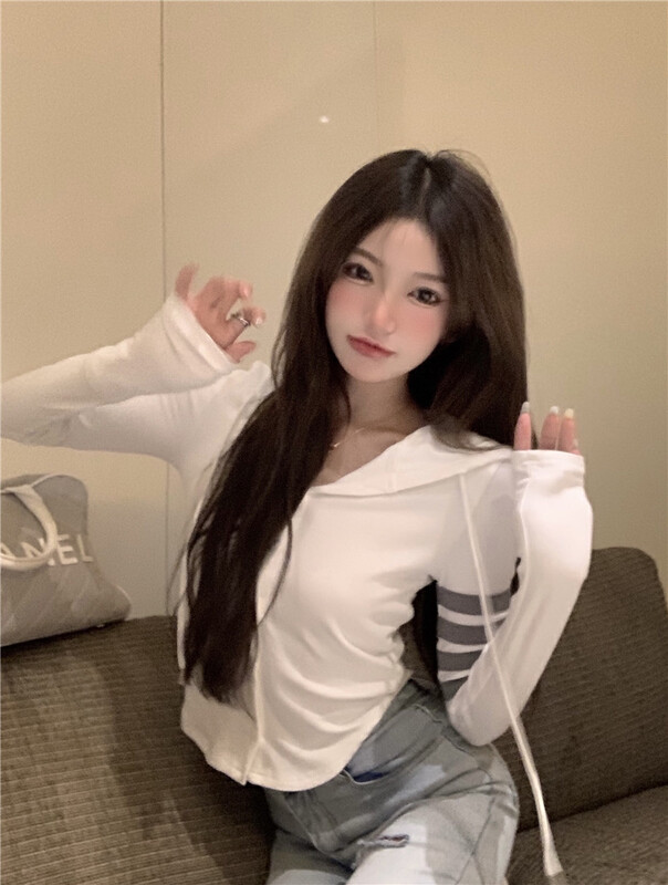 New in autumn! [Amanda] Contrast color hooded slim fit all-match small shirt 27088# PCZ